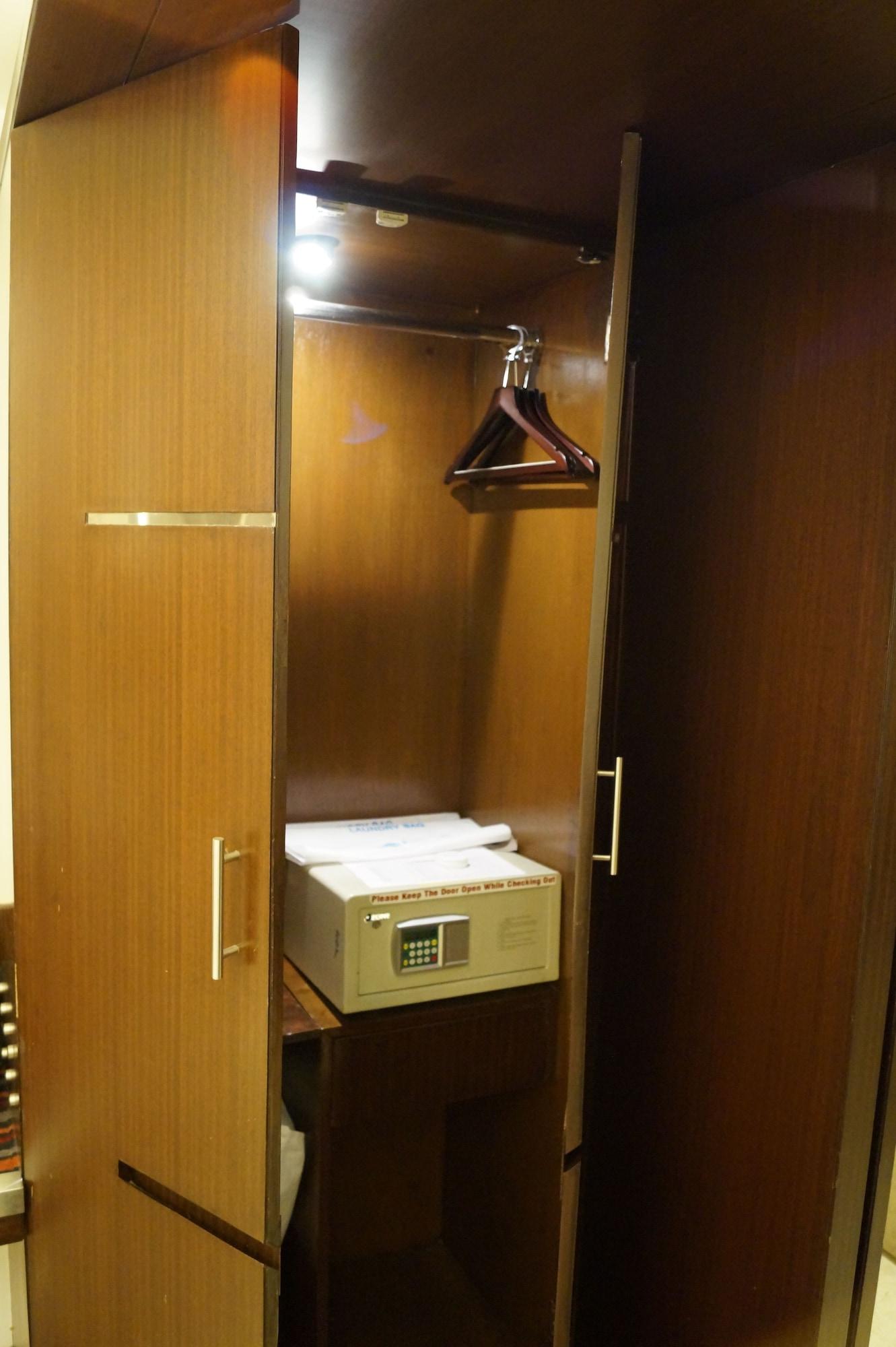The President Hotel Bengaluru Zewnętrze zdjęcie