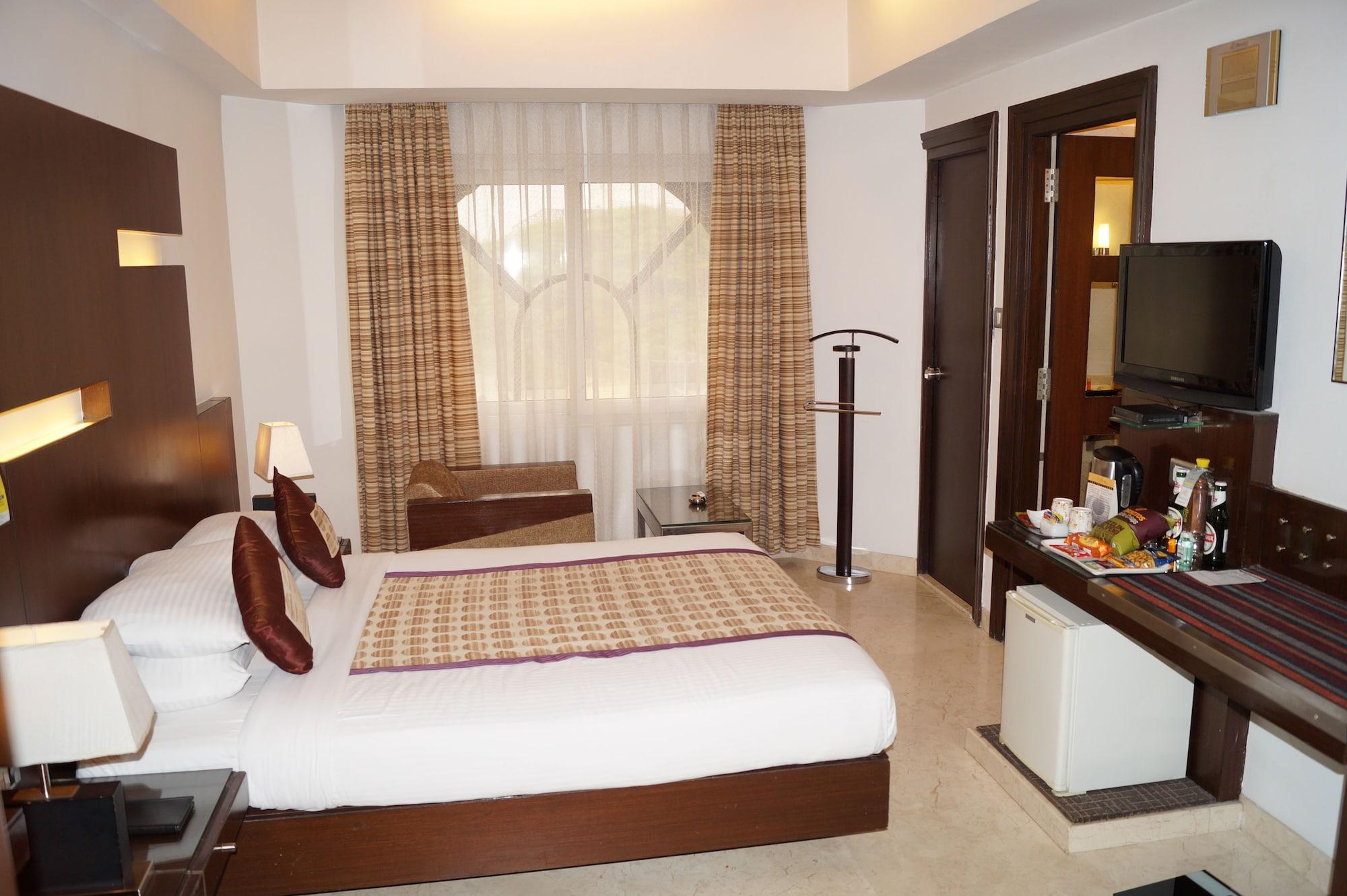 The President Hotel Bengaluru Zewnętrze zdjęcie