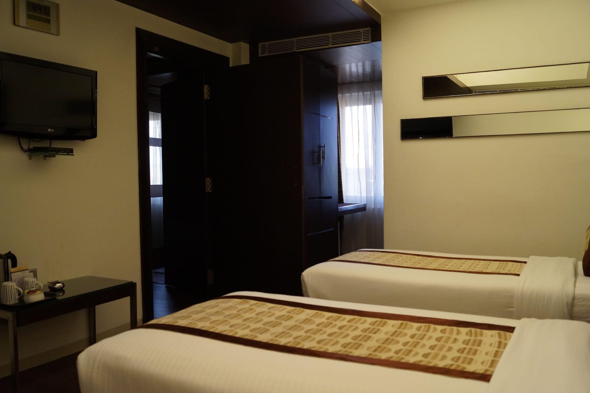 The President Hotel Bengaluru Zewnętrze zdjęcie