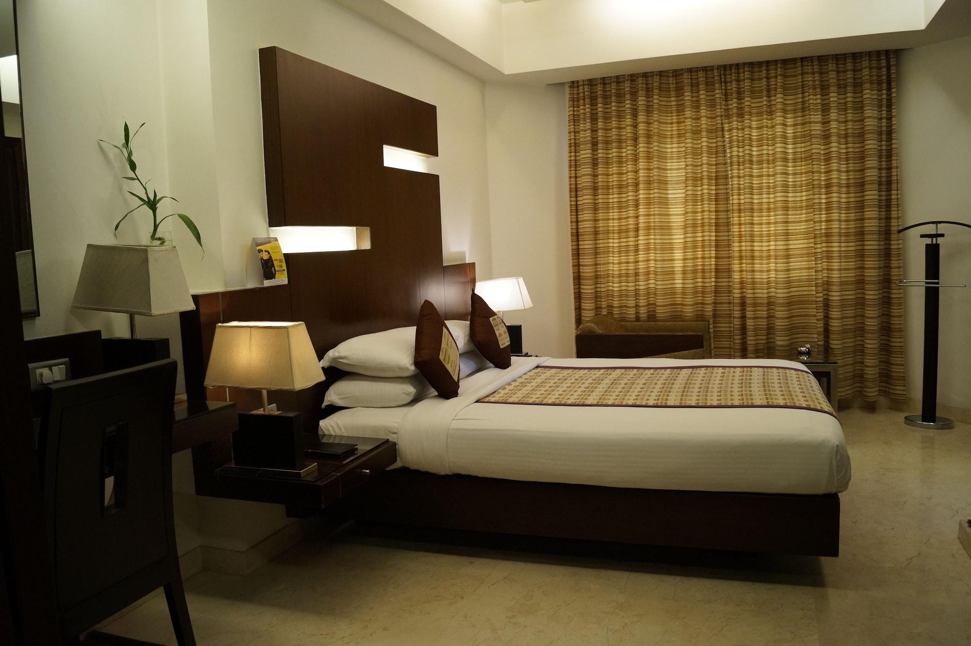 The President Hotel Bengaluru Zewnętrze zdjęcie