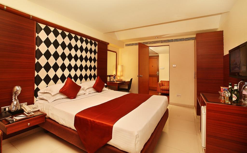 The President Hotel Bengaluru Zewnętrze zdjęcie