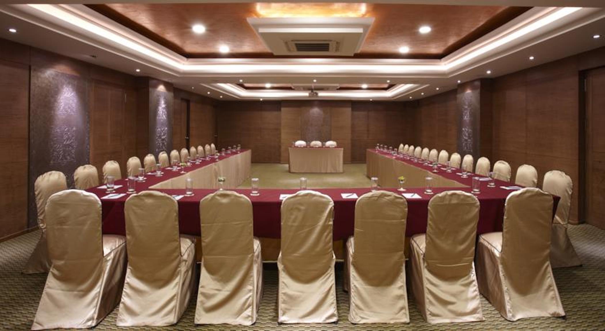 The President Hotel Bengaluru Zewnętrze zdjęcie