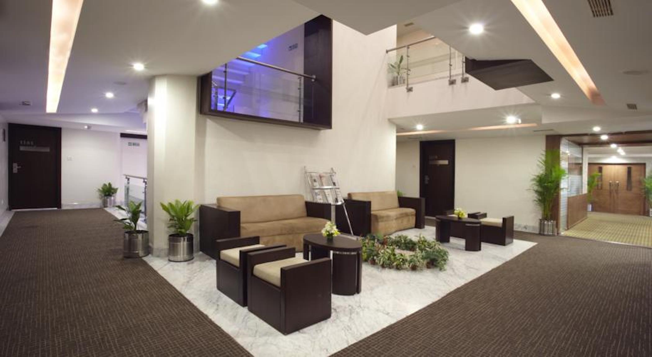 The President Hotel Bengaluru Zewnętrze zdjęcie